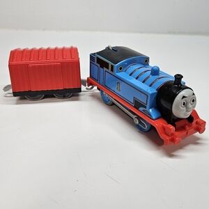 Thomas and Friends Trackmaster Thomas and Tender Motorized Engine Train WORKS